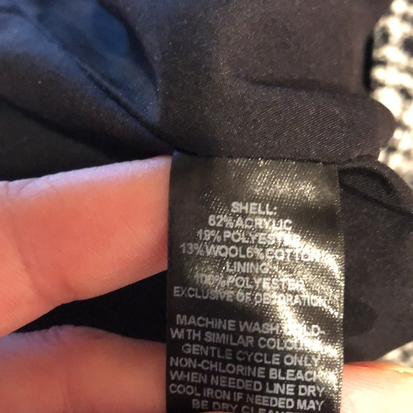 White House Black Market Black & White Skirt 2 - Picture 6 of 6